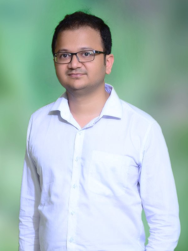 Dr. Sujeet Agrawal